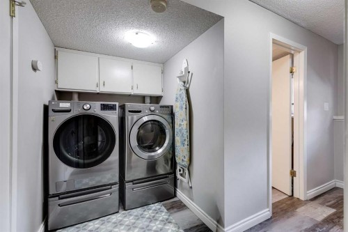 364 Silvergrove Place Nw, Calgary, AB 