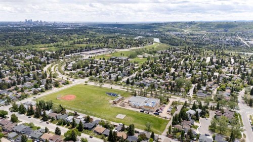 364 Silvergrove Place Nw, Calgary, AB 