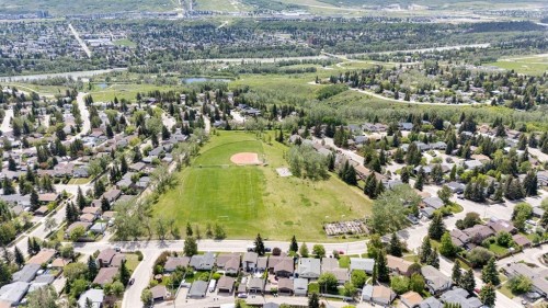 364 Silvergrove Place Nw, Calgary, AB 