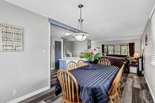 364 Silvergrove Place Nw, Calgary, AB 