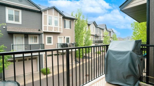 340 Legacy Point Se, Calgary, AB - Outdoor With Exterior