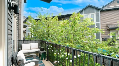 340 Legacy Point Se, Calgary, AB - Outdoor With Balcony With Exterior