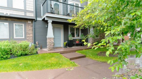 340 Legacy Point Se, Calgary, AB - Outdoor With Balcony