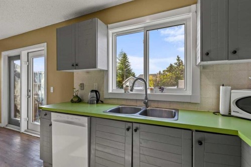 34 Elk Hill Se, Airdrie, AB 