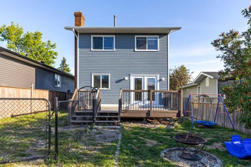 34 Elk Hill Se, Airdrie, AB 