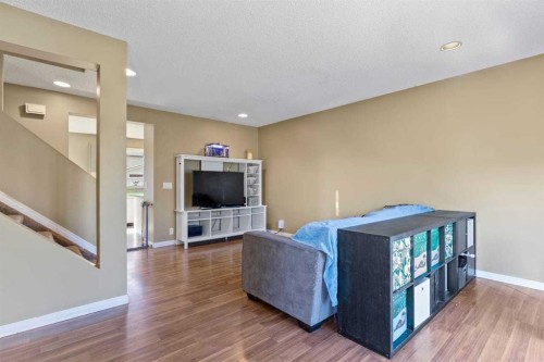 34 Elk Hill Se, Airdrie, AB 