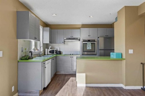 34 Elk Hill Se, Airdrie, AB 