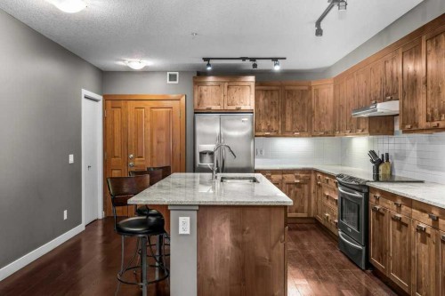 105-106 Stewart Creek Landing, Canmore, AB 