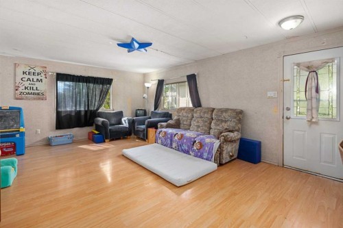 461-3223 83 Street Nw, Calgary, AB 