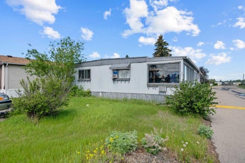 461-3223 83 Street Nw, Calgary, AB 