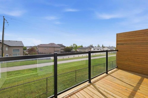 220 Covecreek Circle Ne, Calgary, AB 