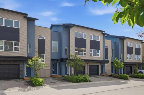 220 Covecreek Circle Ne, Calgary, AB 