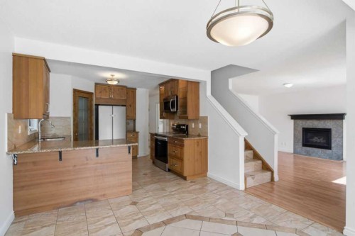 690 Coventry Drive Ne, Calgary, AB 