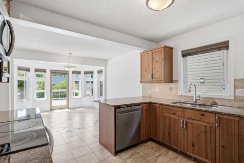690 Coventry Drive Ne, Calgary, AB 