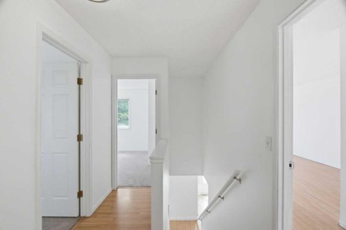 690 Coventry Drive Ne, Calgary, AB 