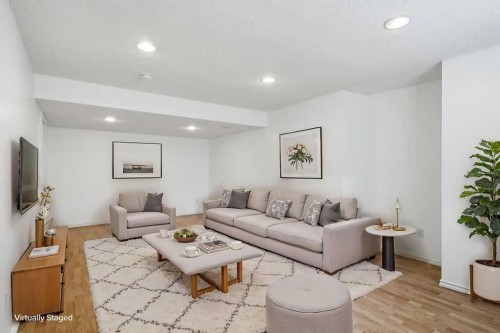 690 Coventry Drive Ne, Calgary, AB 