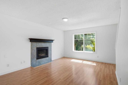 690 Coventry Drive Ne, Calgary, AB 