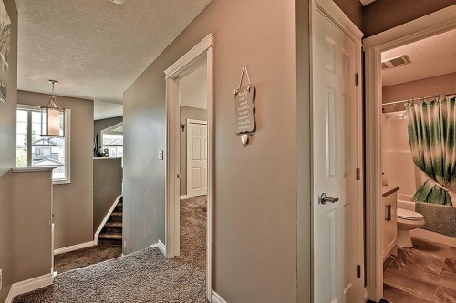 732 Hampton Hills Drive Ne, High River, AB - Indoor Photo Showing Other Room