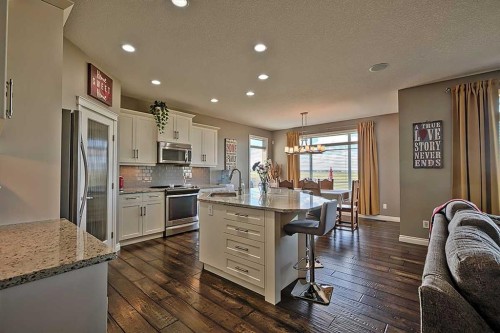 732 Hampton Hills Drive Ne, High River, AB - Indoor Photo Showing Kitchen With Stainless Steel Kitchen With Upgraded Kitchen