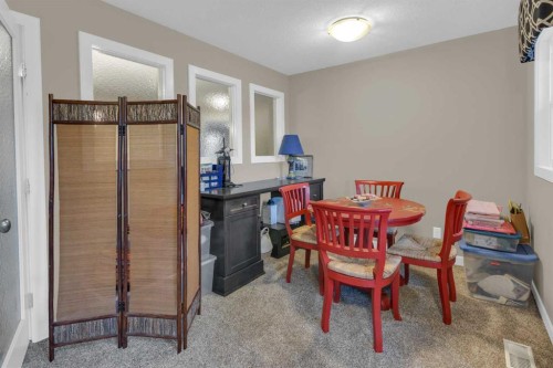 172 Ridge View Close, Cochrane, AB - Indoor Photo Showing Other Room