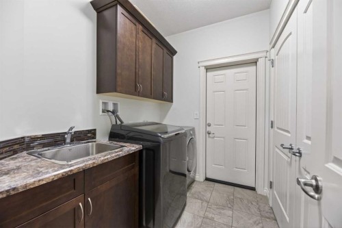 17 Viceroy Crescent, Olds, AB 
