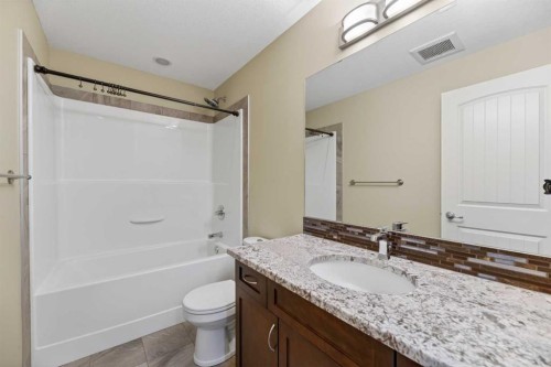 17 Viceroy Crescent, Olds, AB 