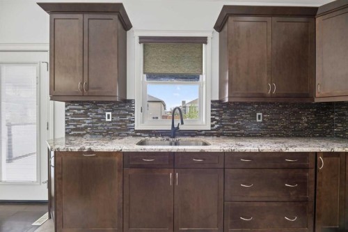 17 Viceroy Crescent, Olds, AB 