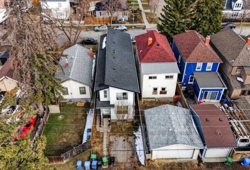 1607 2 Street Nw, Calgary, AB - Outdoor