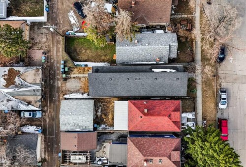 1607 2 Street Nw, Calgary, AB - Outdoor