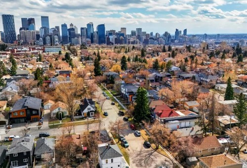 1607 2 Street Nw, Calgary, AB - Outdoor With View