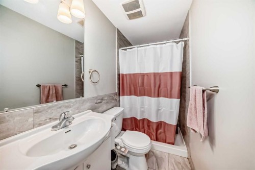 49 Aspen Hills Drive Sw, Calgary, AB - Indoor Photo Showing Bathroom