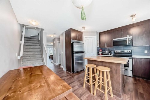 49 Aspen Hills Drive Sw, Calgary, AB - Indoor Photo Showing Kitchen