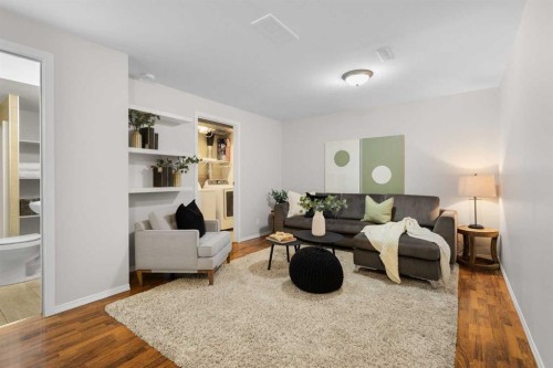282 Prestwick Circle Se, Calgary, AB - Indoor Photo Showing Living Room