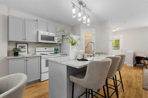 282 Prestwick Circle Se, Calgary, AB - Indoor