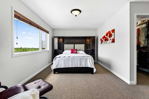 216 Everbrook Way Sw, Calgary, AB 