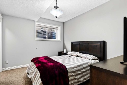 216 Everbrook Way Sw, Calgary, AB 