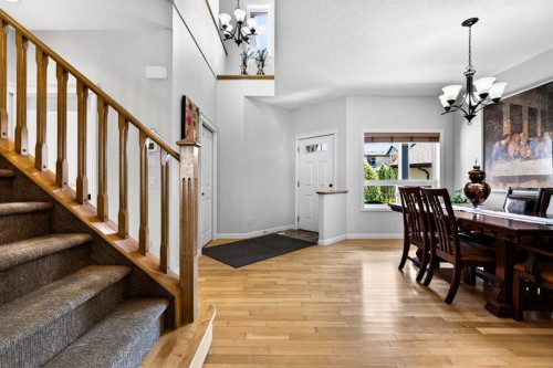 216 Everbrook Way Sw, Calgary, AB 