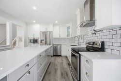 187 Templeton Circle NE Calgary, AB T1Y 4G6