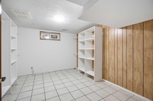 187 Templeton Circle Ne, Calgary, AB - Indoor Photo Showing Other Room