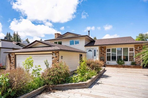 187 Templeton Circle Ne, Calgary, AB - Outdoor