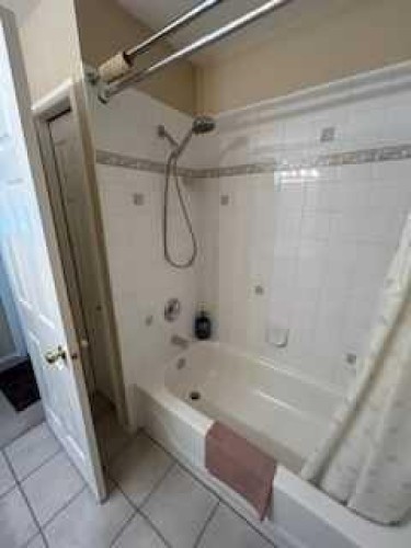 140 Dovista Court Se, Calgary, AB 