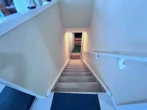 140 Dovista Court Se, Calgary, AB 