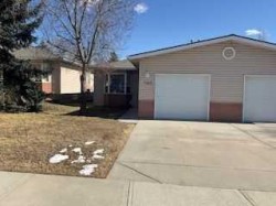 140 Dovista Court SE Calgary, AB T2B 3P4