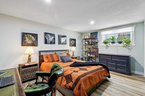 444 Bracewood Crescent Sw, Calgary, AB 
