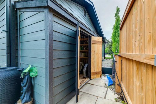 444 Bracewood Crescent Sw, Calgary, AB 