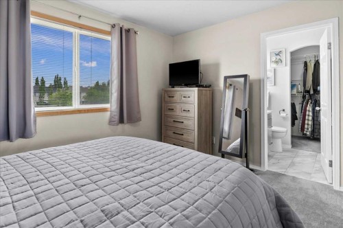 16006 Everstone Road Sw, Calgary, AB 