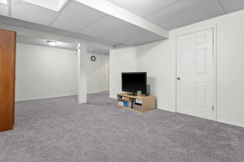 16006 Everstone Road Sw, Calgary, AB 