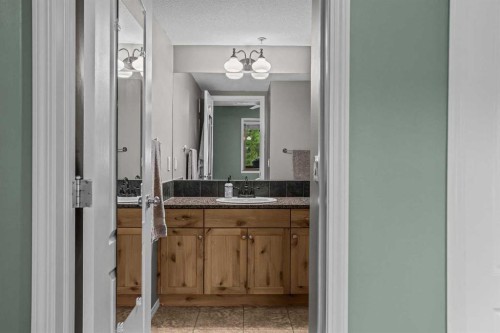 111-300 Palliser, Canmore, AB - Indoor Photo Showing Bathroom