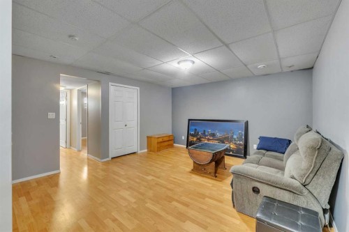 27-4 Stonegate Drive Nw, Airdrie, AB 
