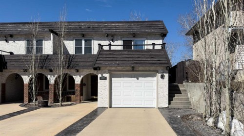 5801/ 5803 Dalgleish Road Nw, Calgary, AB 